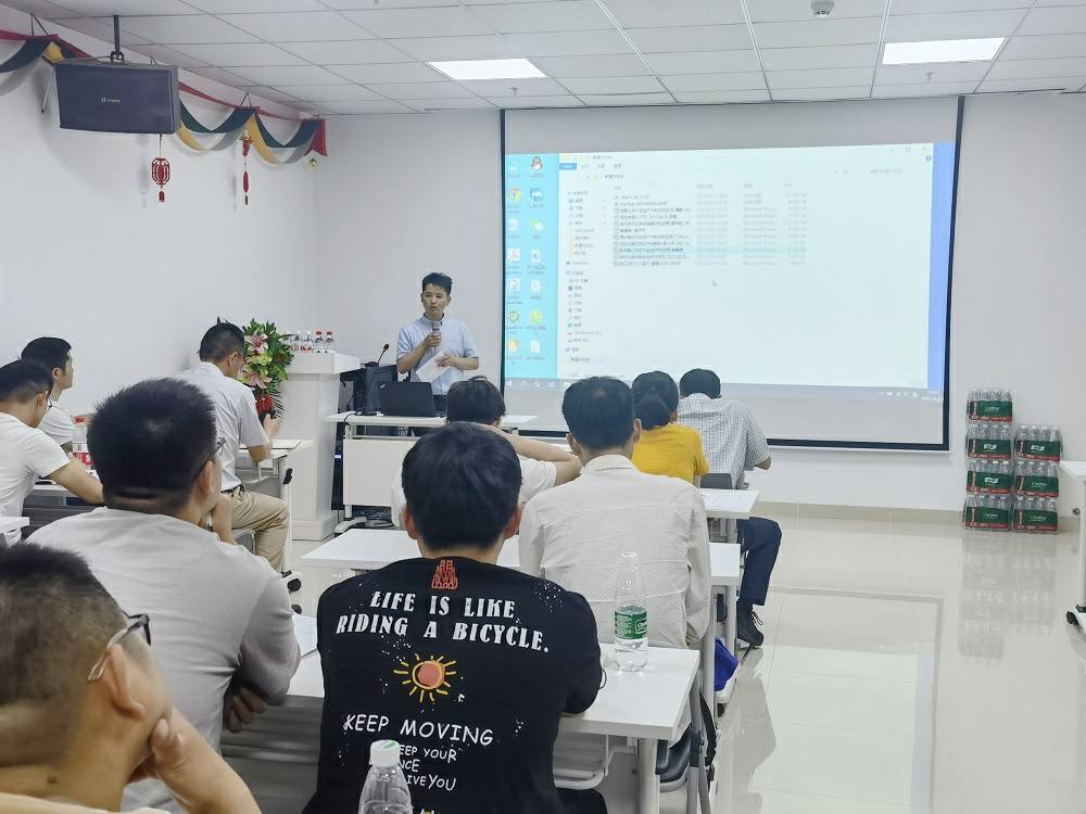 1625468117.jpg 米乐官方版网站登录入口-米乐(中国)药业技术交流会 (3) - 副本.jpg